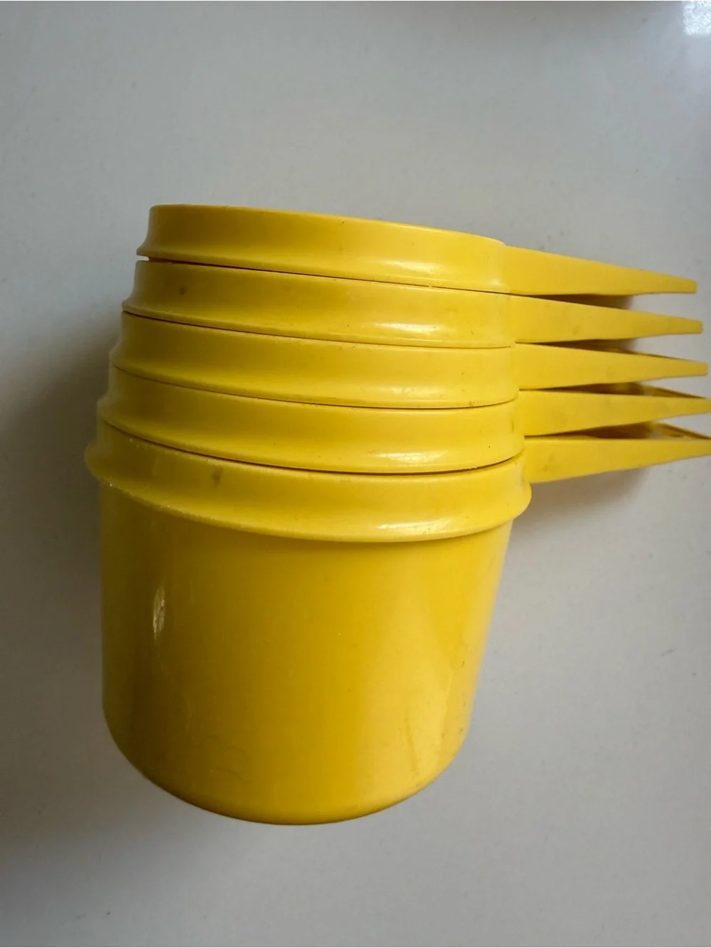 Vintage Tupperware Yellow Nesting Measuring Cups Set of 5 Retro 70s